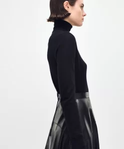 Brantlopez.shop7088696721479ICXX 5